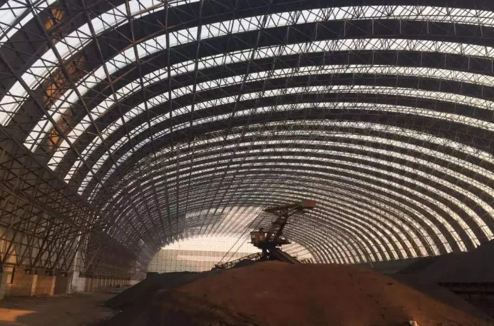 东兴概述原料场封闭技术的特点和类型